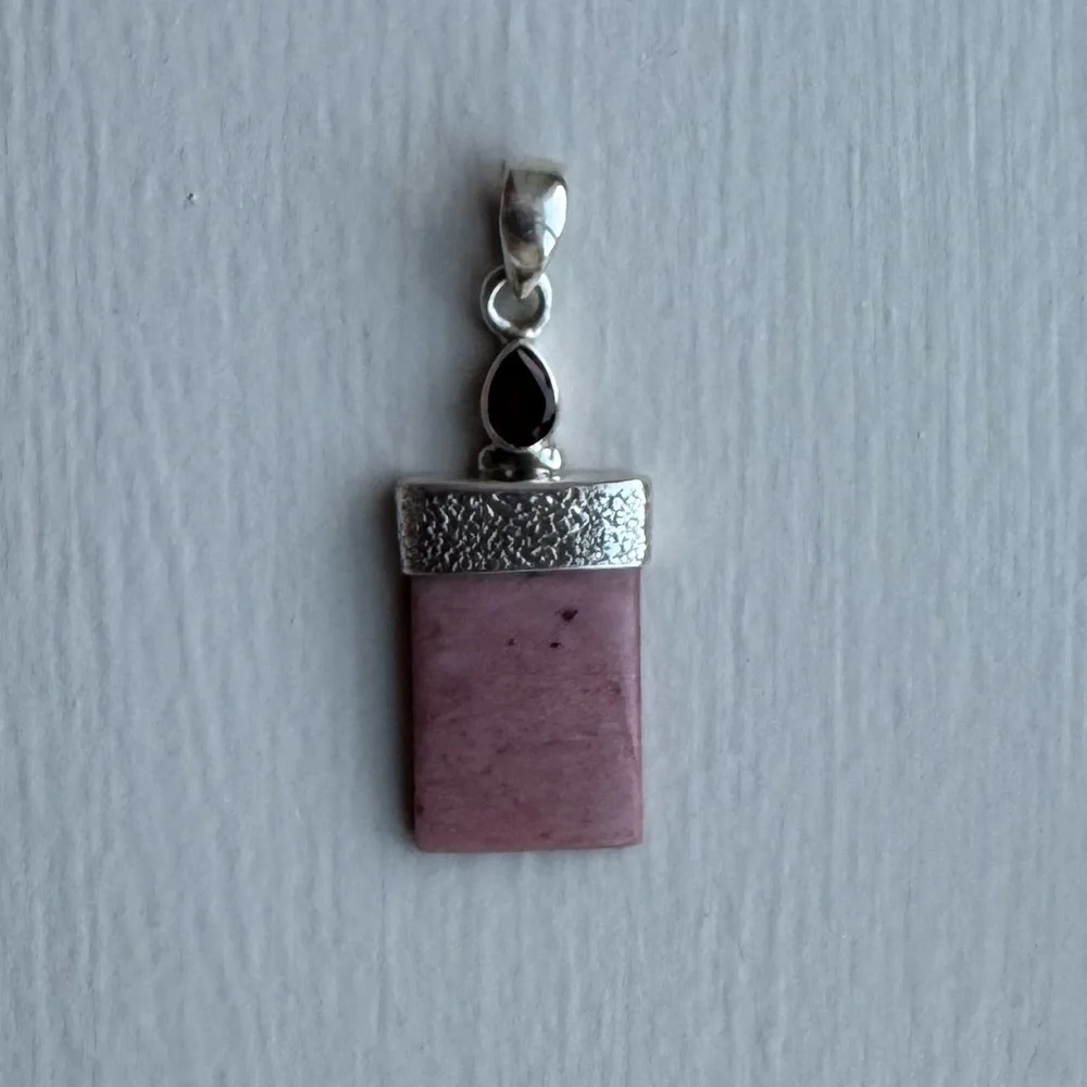 NWOT Sundance Blush Serenity Pendant, Garnet, Pink Tulip Quartz, Sterling Silver